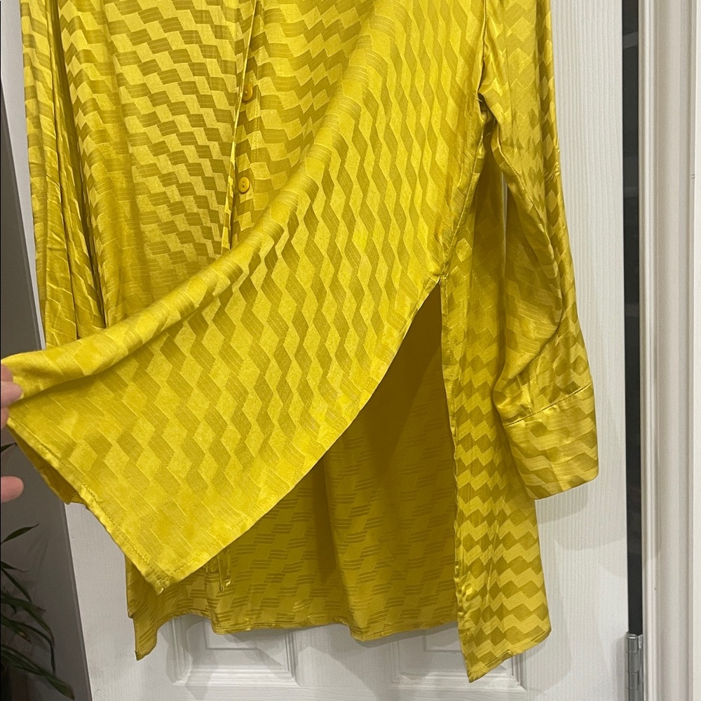 Bluebell Collection Yellow Blouse - Picture 4 of 5